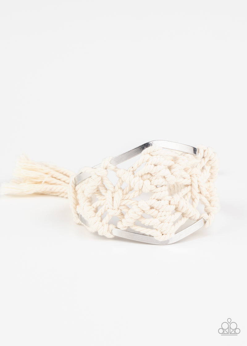 five-dollar-jewelry-macrame-mode-white-bracelet-paparazzi-accessories