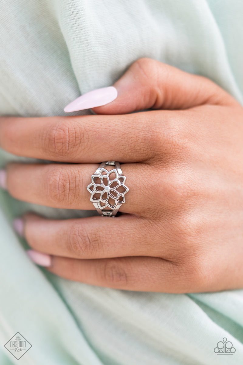 Glimpses of Malibu - Complete Trend Blend - Paparazzi Accessories - April 2021