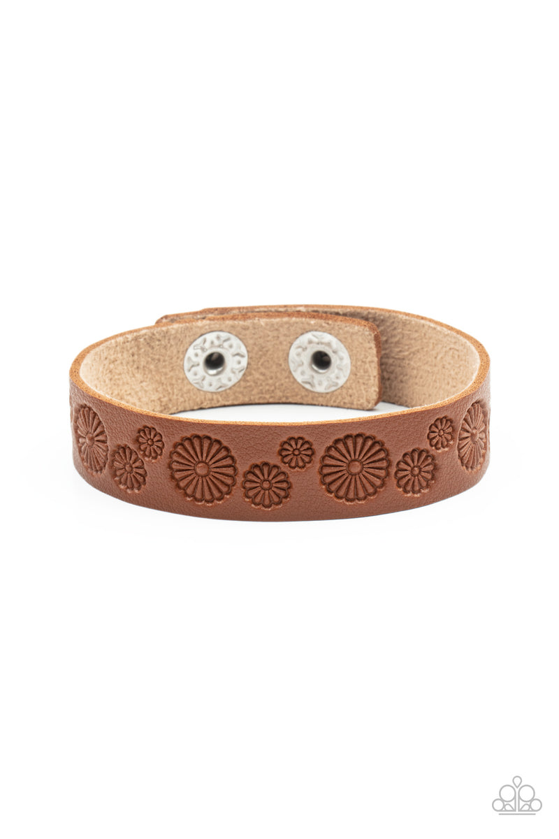five-dollar-jewelry-follow-the-wildflowers-brown-bracelet-paparazzi-accessories