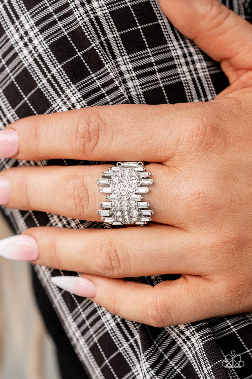 Urban Empire - White Ring - Paparazzi Accessories