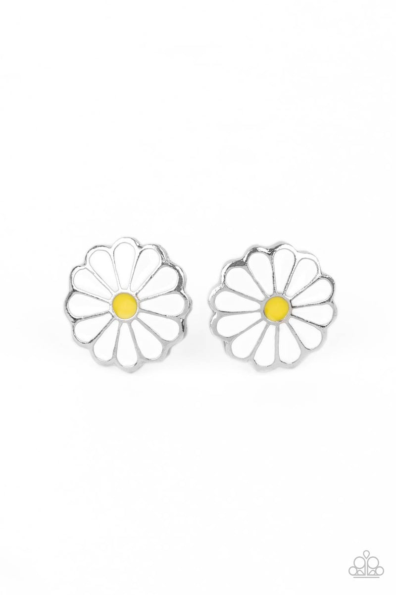 five-dollar-jewelry-budding-out-white-post earrings-paparazzi-accessories