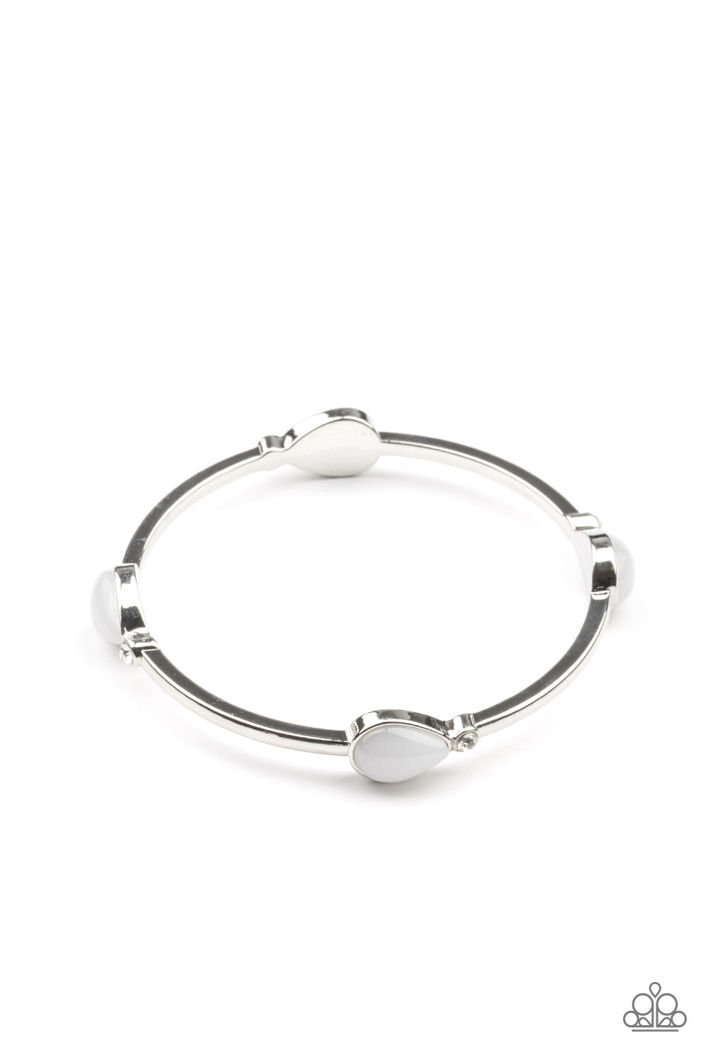five-dollar-jewelry-dewdrop-dancing-white-bracelet-paparazzi-accessories