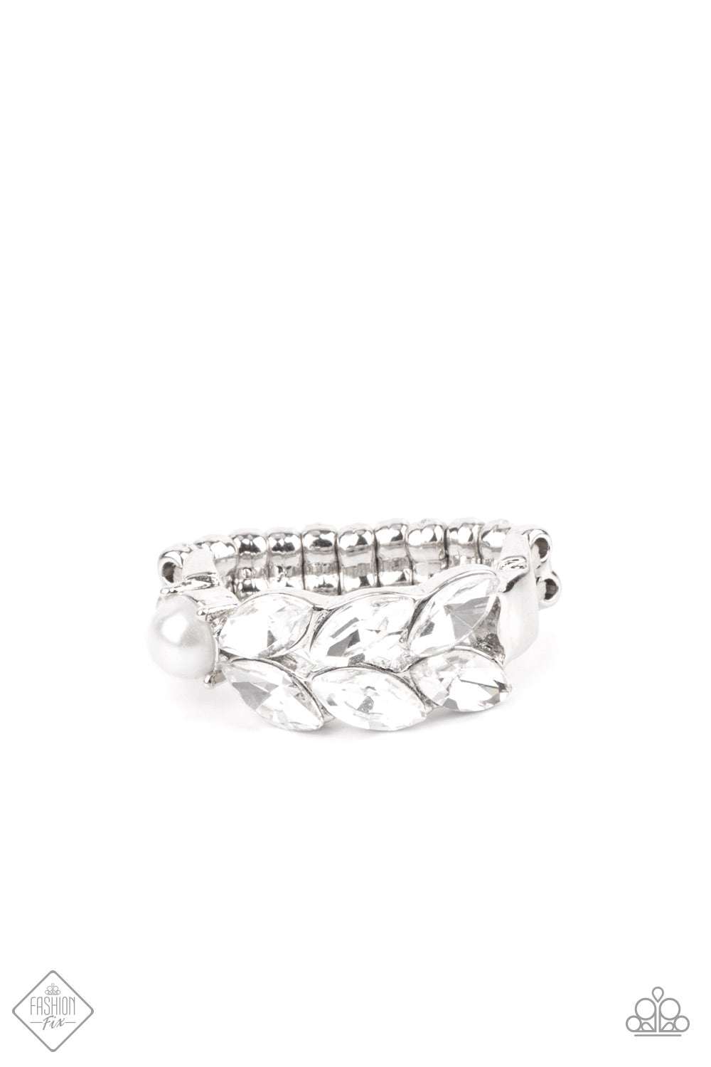 five-dollar-jewelry-majestically-musing-white-ring-paparazzi-accessories