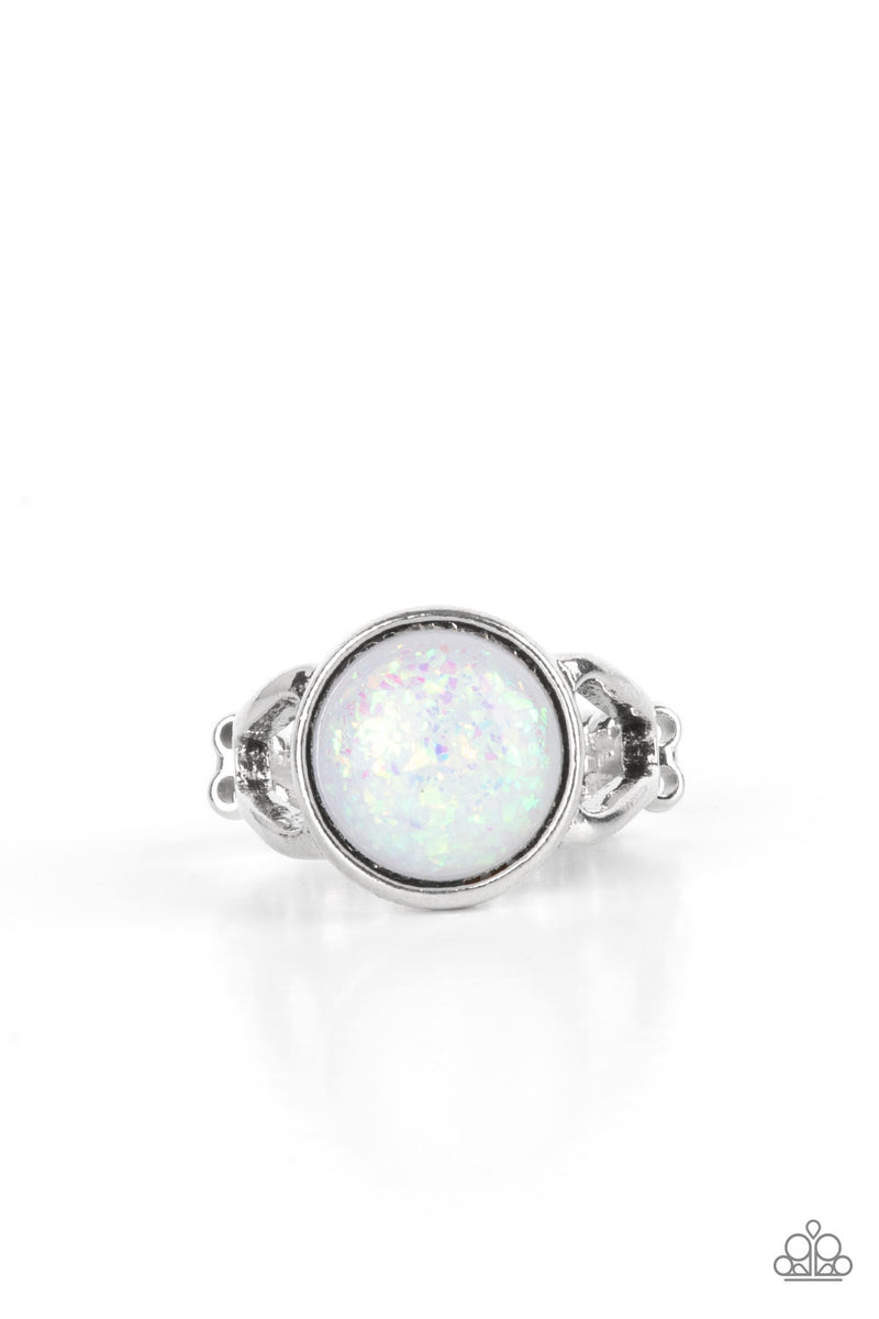 five-dollar-jewelry-glitter-grove-white-ring-paparazzi-accessories