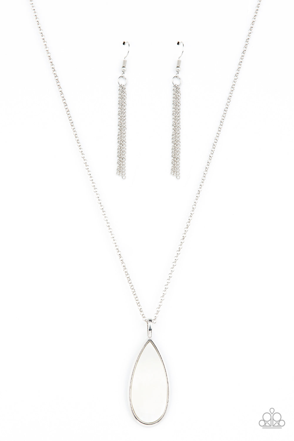 five-dollar-jewelry-yacht-ready-white-necklace-paparazzi-accessories