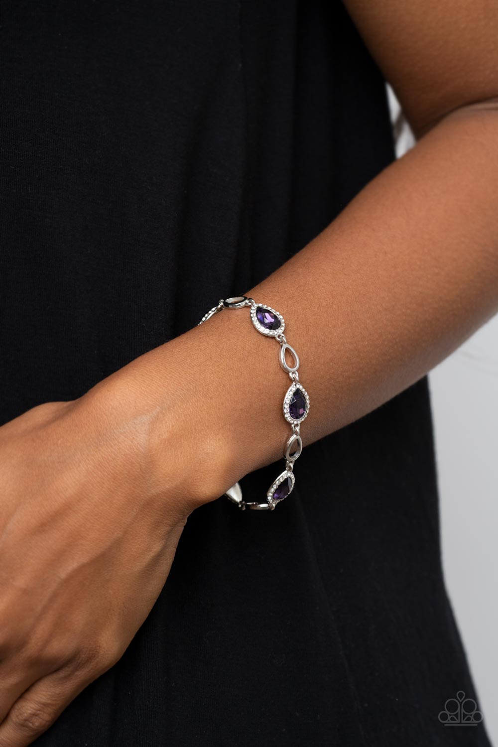 five-dollar-jewelry-timelessly-teary-purple-bracelet-paparazzi-accessories