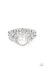 five-dollar-jewelry-selfie-status-white-ring-paparazzi-accessories