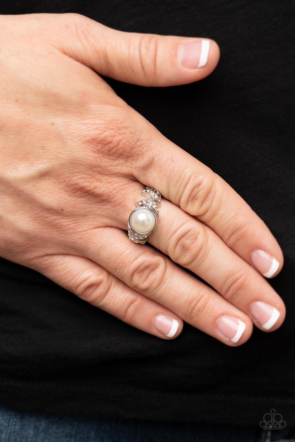 Selfie Status - White Ring - Paparazzi Accessories