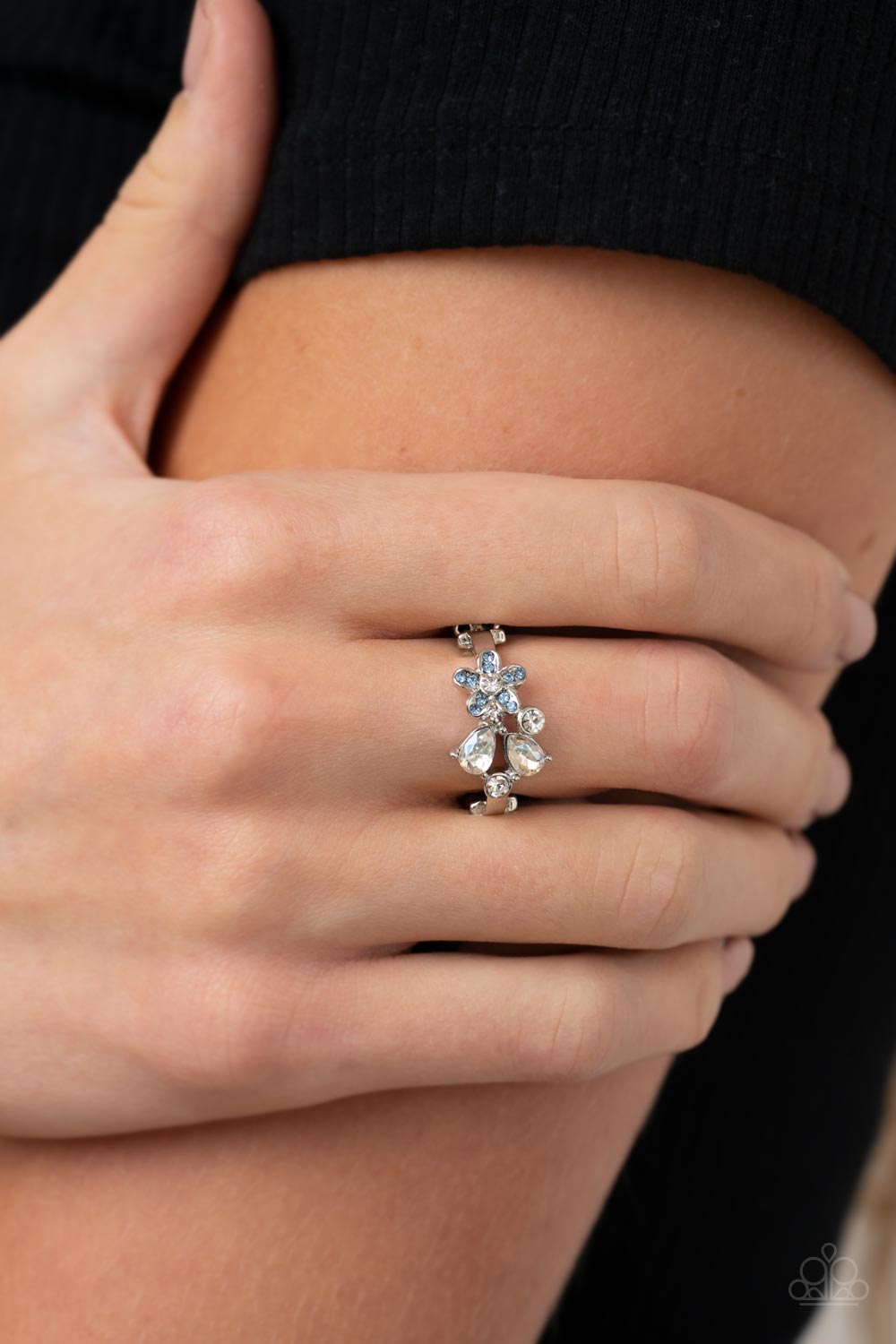 Enchanting Efflorescence - Blue Ring - Paparazzi Accessories