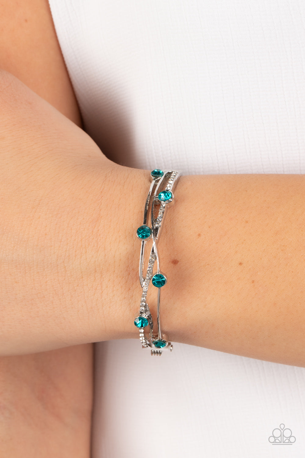 Slammin Sparkle - Blue Bracelet - Paparazzi Accessories