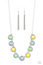 five-dollar-jewelry-queen-of-the-cosmos-green-necklace-paparazzi-accessories