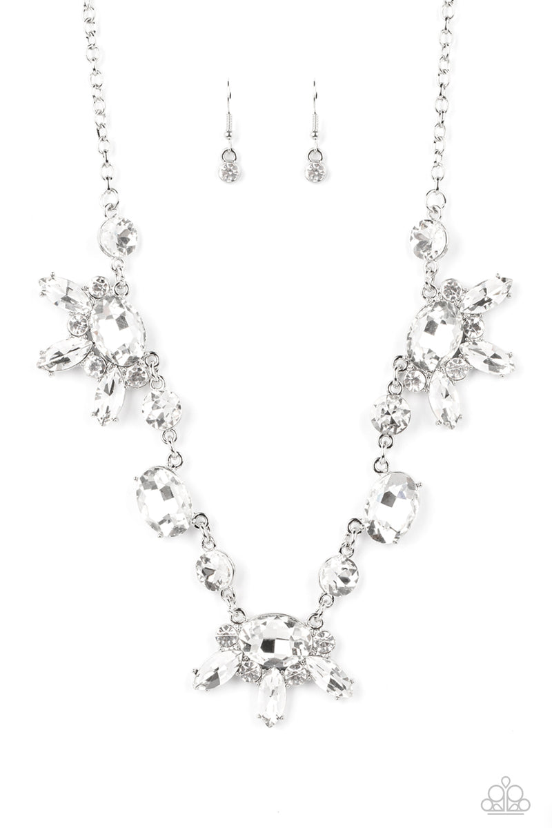 five-dollar-jewelry-glow-trotting-twinkle-white-paparazzi-accessories