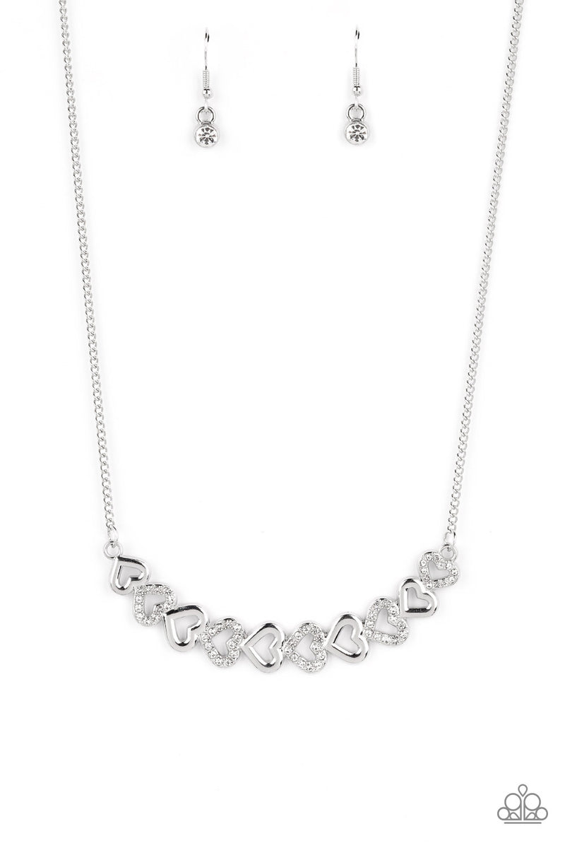 five-dollar-jewelry-sparkly-suitor-white-necklace-paparazzi-accessories