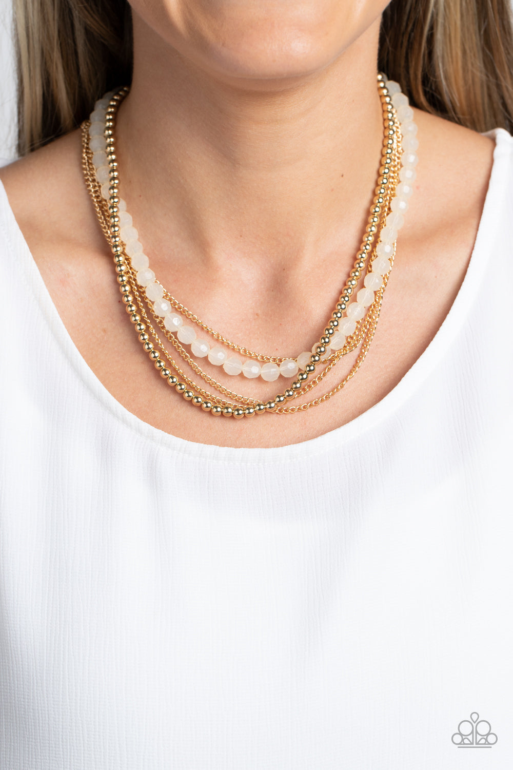 Boardwalk Babe - Gold Necklace - Paparazzi Accessories