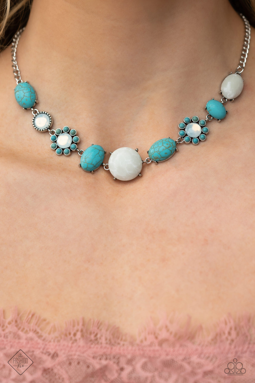 Simply Santa Fe - Complete Trend Blend  - Paparazzi Accessories