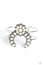five-dollar-jewelry-zen-play-on-white-bracelet-paparazzi-accessories