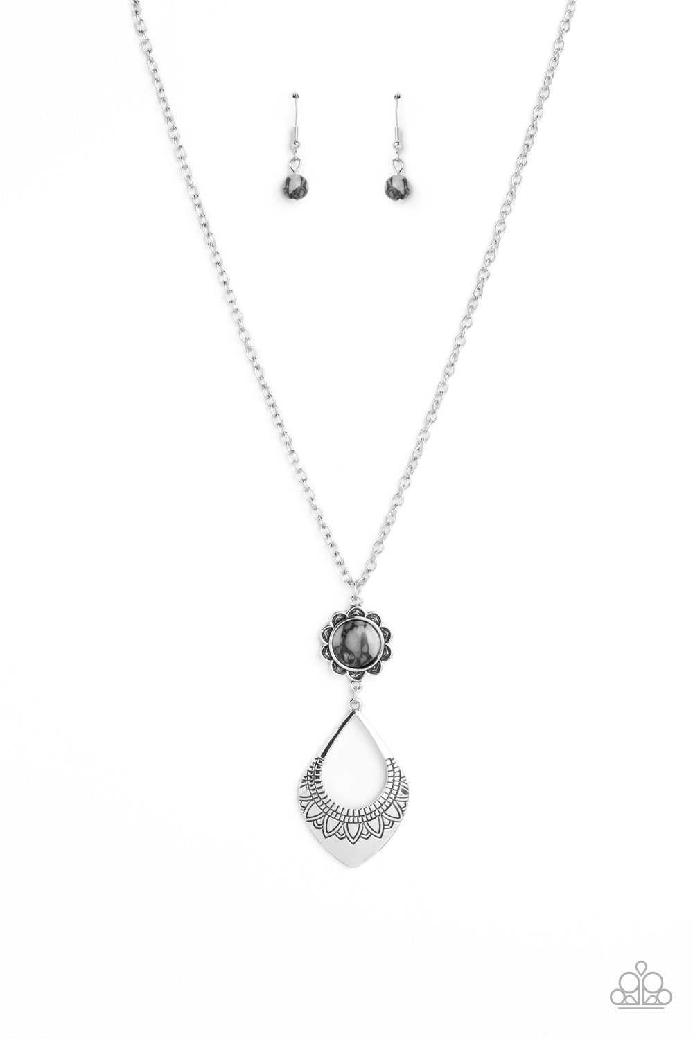five-dollar-jewelry-stone-toll-black-necklace-paparazzi-accessories