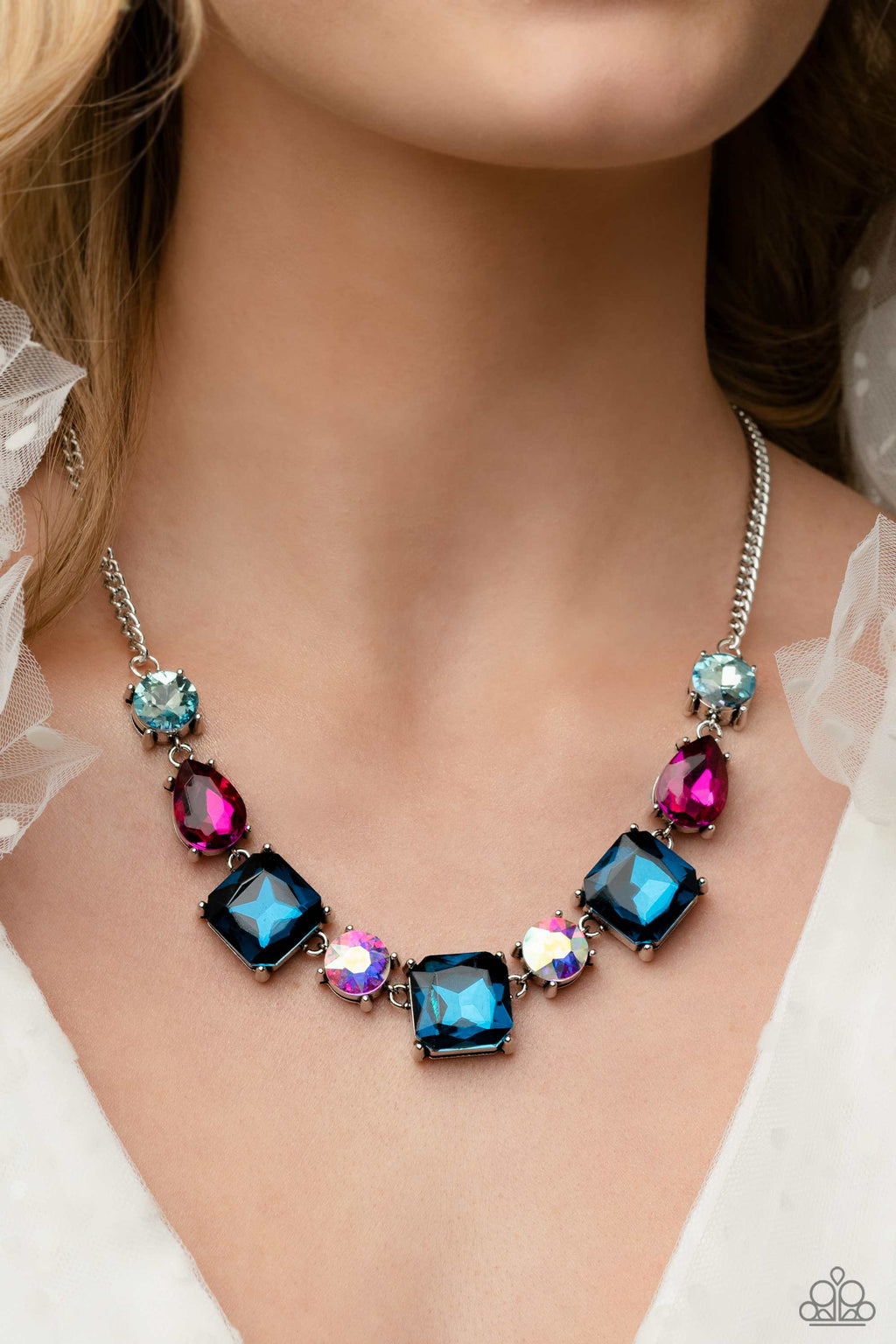 Elevated Edge - Multi Necklace - Paparazzi Accessories