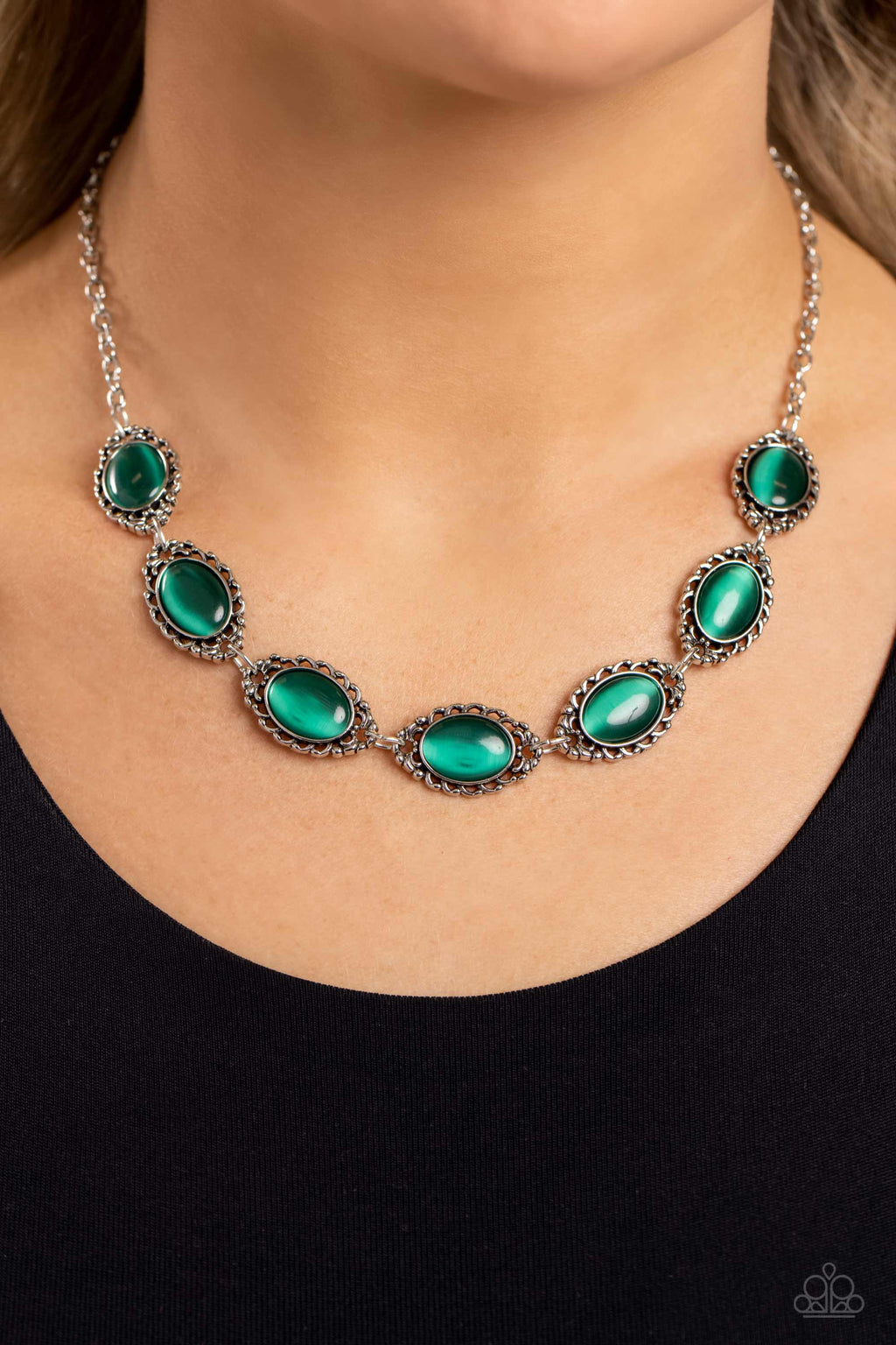 Framed in France - Green Necklace - Paparazzi Accessories