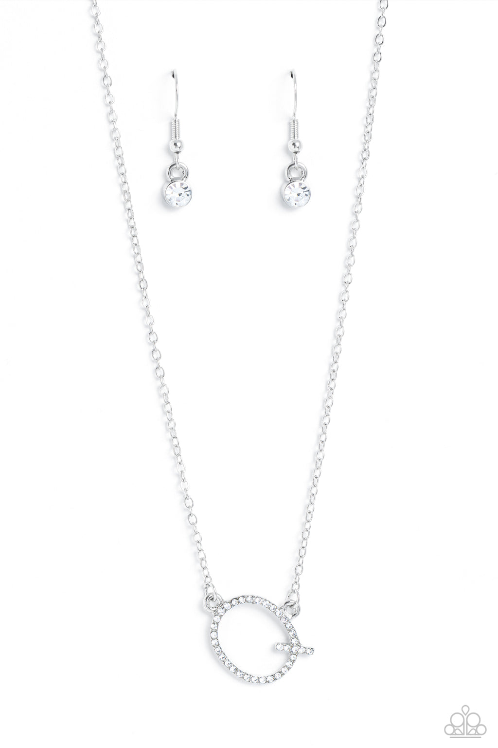 five-dollar-jewelry-initially-yours-q-white-paparazzi-accessories