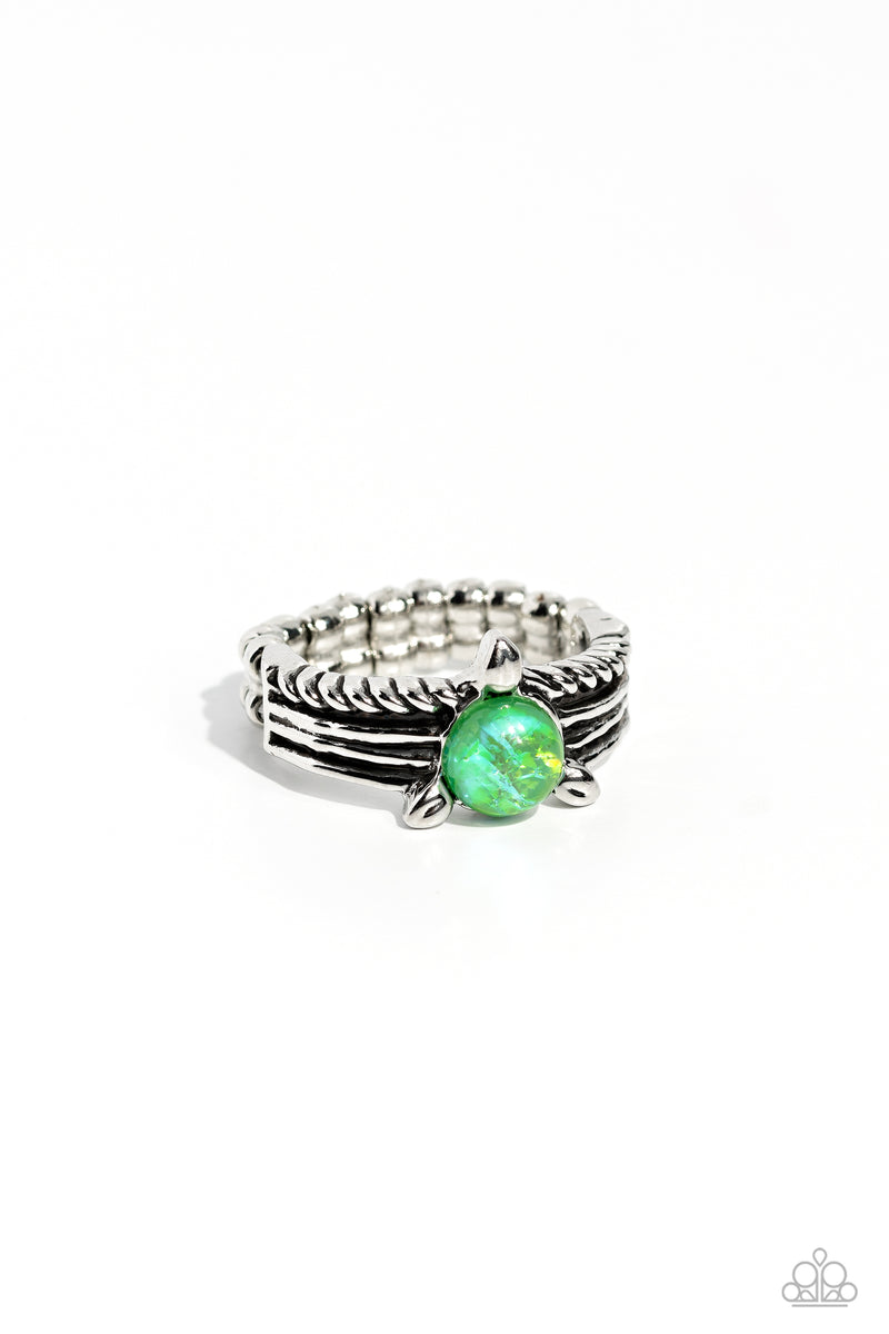 five-dollar-jewelry-sinuous-spotlight-green-ring-paparazzi-accessories