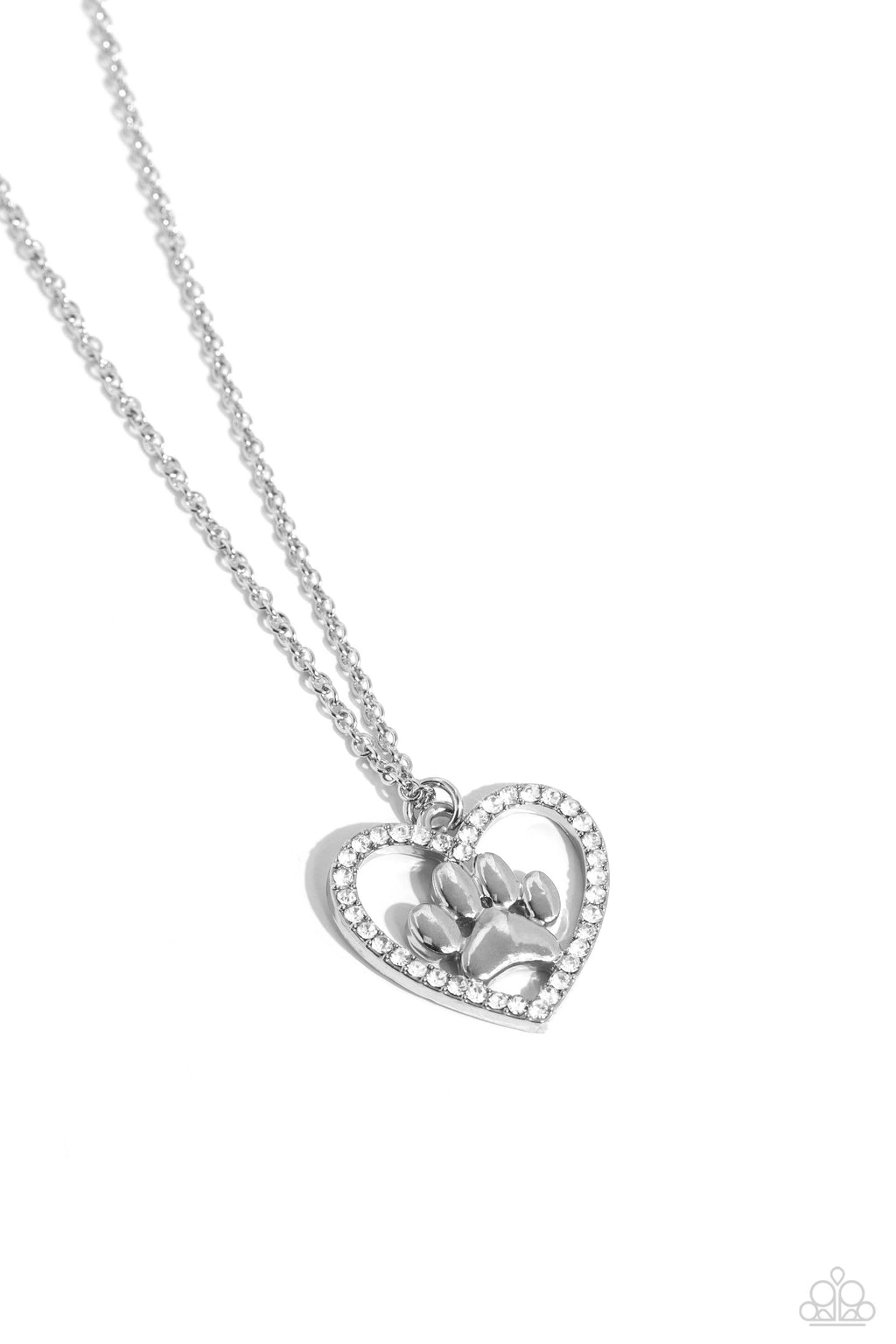 five-dollar-jewelry-pet-in-motion-white-necklace-paparazzi-accessories