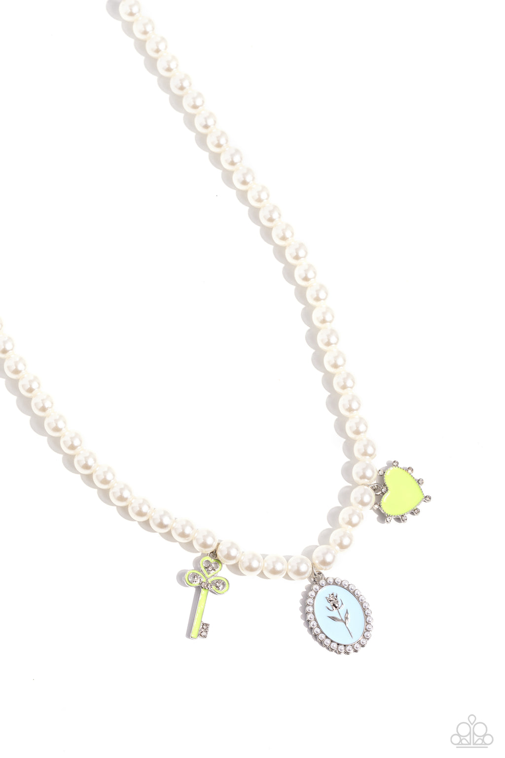 five-dollar-jewelry-charming-collision-green-necklace-paparazzi-accessories